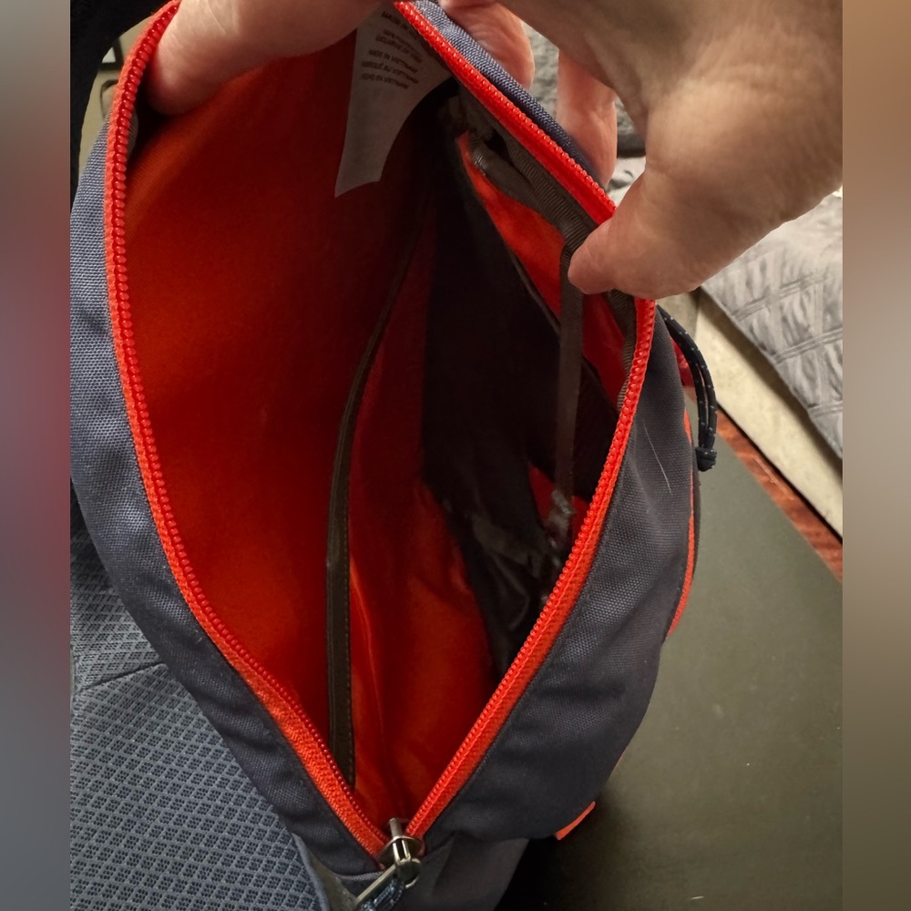 PATAGONIA ATOM 8L SLING BAG - Picture 4 of 7